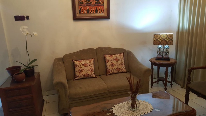 Rumah Asri di Area Tebet, Jakarta Selatan