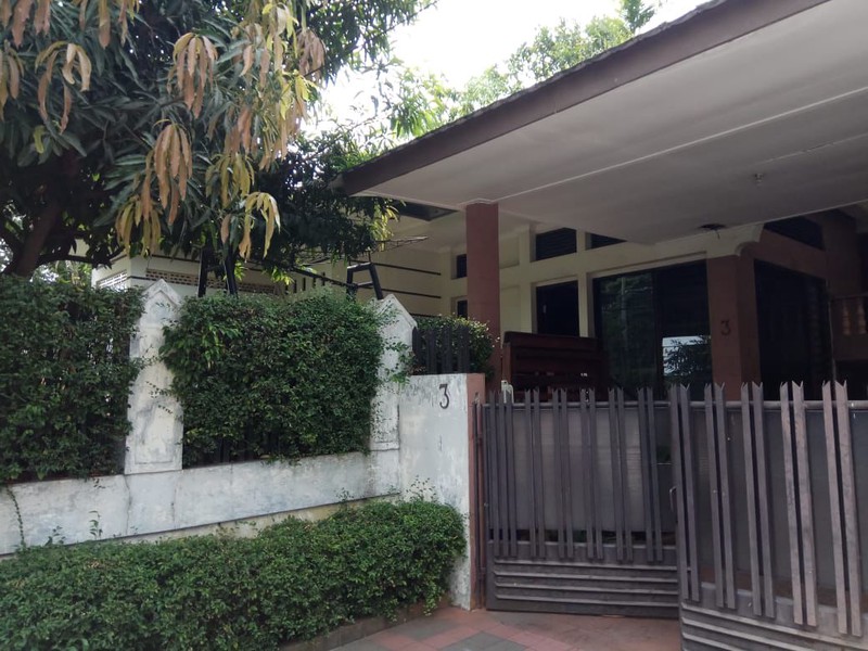 Rumah Asri di Area Tebet, Jakarta Selatan