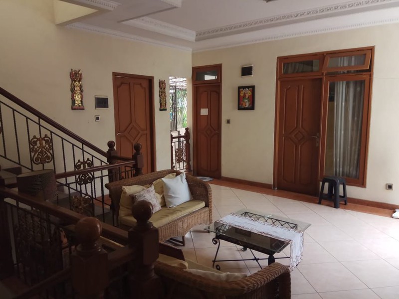 Rumah Asri di Area Tebet, Jakarta Selatan