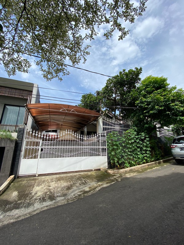 Rumah Murah Terawat di Bukit Cinere Indah 