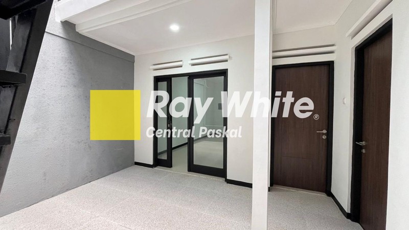 Rumah Minimalis Bersih dan Nyaman Siap Huni di Ciwaruga Bandung