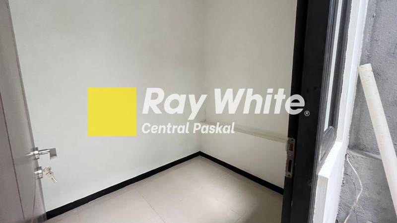 Rumah Minimalis Bersih dan Nyaman Siap Huni di Ciwaruga Bandung