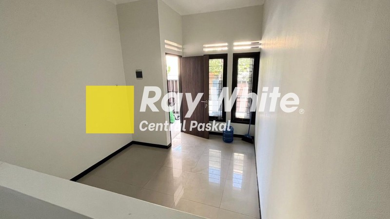 Rumah Minimalis Bersih dan Nyaman Siap Huni di Ciwaruga Bandung