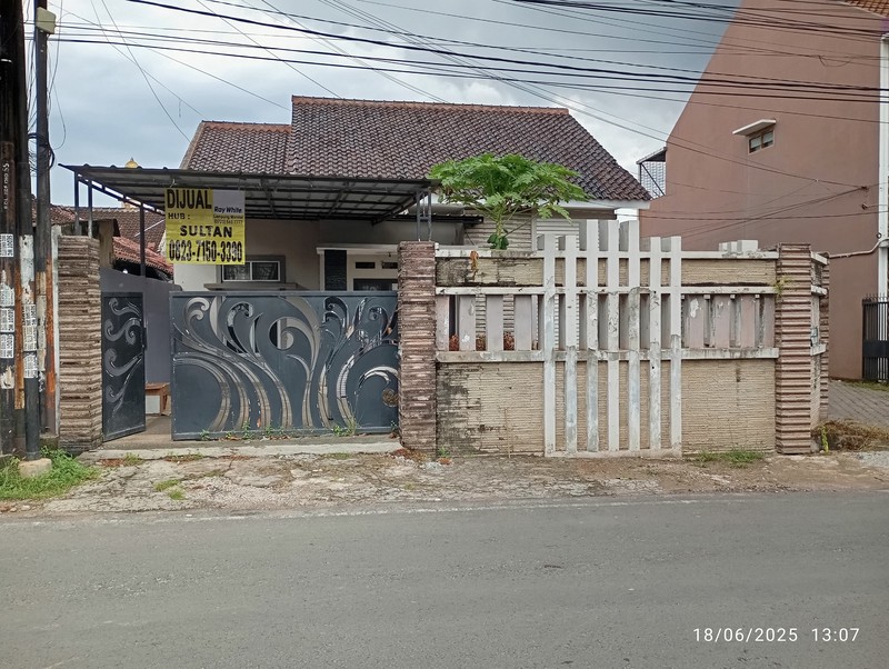 Rumah 185 m2 pinggir jalan p buton way halim bandar lampung