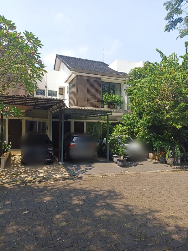 Rumah 2 Lantai di Kawasan Golf BSD Dekat Mall dan Tol