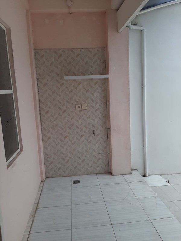 For Sale: Rumah di Sukolilo Park Regency - Lokasi Tenang & Nyaman