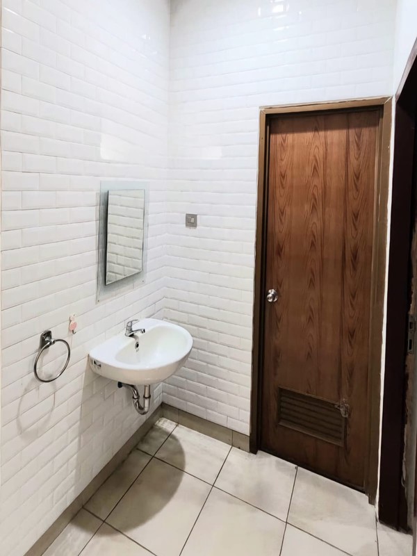 Dijual Rumah 2 Lantai Semi Furnished KT 3+1 KM 2+1 SHM Siap Huni Surat SHM @Bintaro Sektor 9