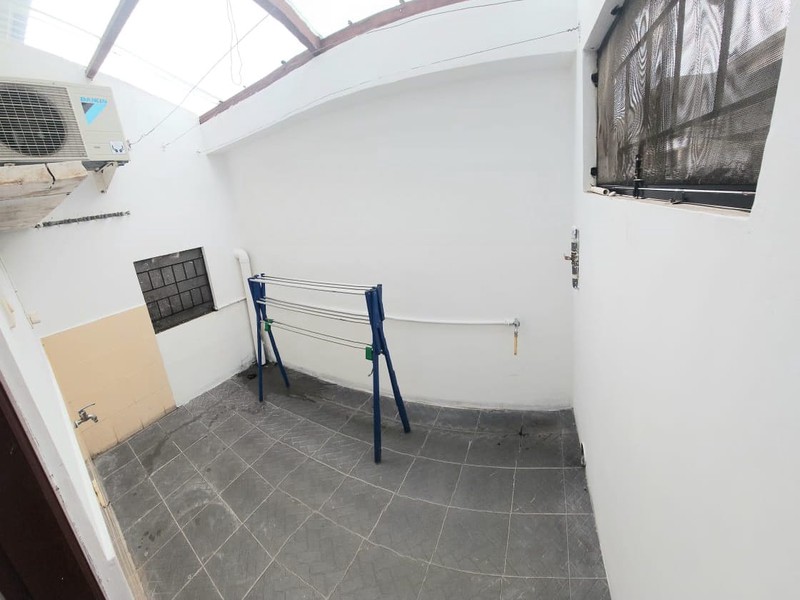 Dijual Rumah 2 Lantai Semi Furnished KT 3+1 KM 2+1 SHM Siap Huni Surat SHM @Bintaro Sektor 9