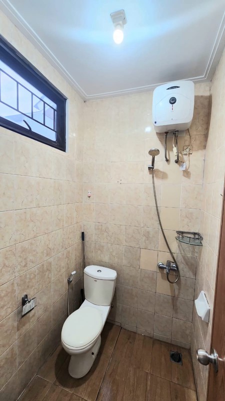 Dijual Rumah 2 Lantai Semi Furnished KT 3+1 KM 2+1 SHM Siap Huni Surat SHM @Bintaro Sektor 9