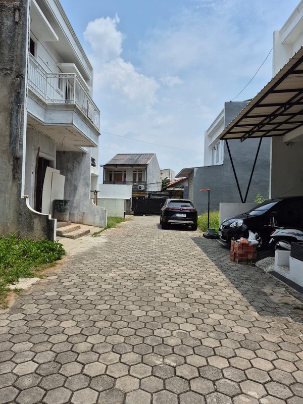 Rumah Baru Modern Minimalis 2 Lantai di Cinere - dekat ke Tol dan Mal
