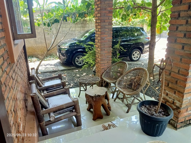 Rumah Furnis Dengan Ruang Usaha Lokasi Purwomartani, Kalasan, Sleman