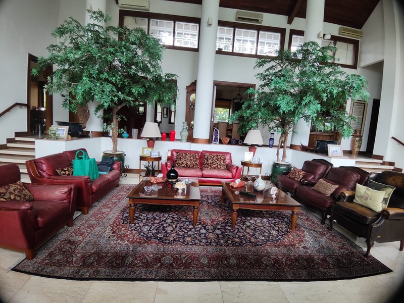 Rumah Asri Dengan Halaman Luas @Lebak Bulus, Jakarta Selatan