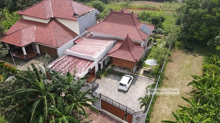 Rumah Design Villa Tropis Dengan Pemandangan Alam Di Ciater, Serpong