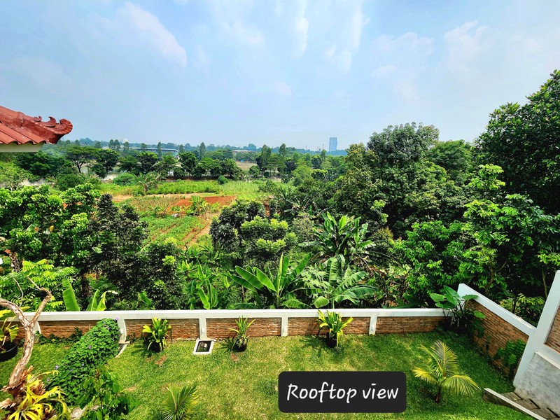 Rumah Design Villa Tropis Dengan Pemandangan Alam Di Ciater, Serpong