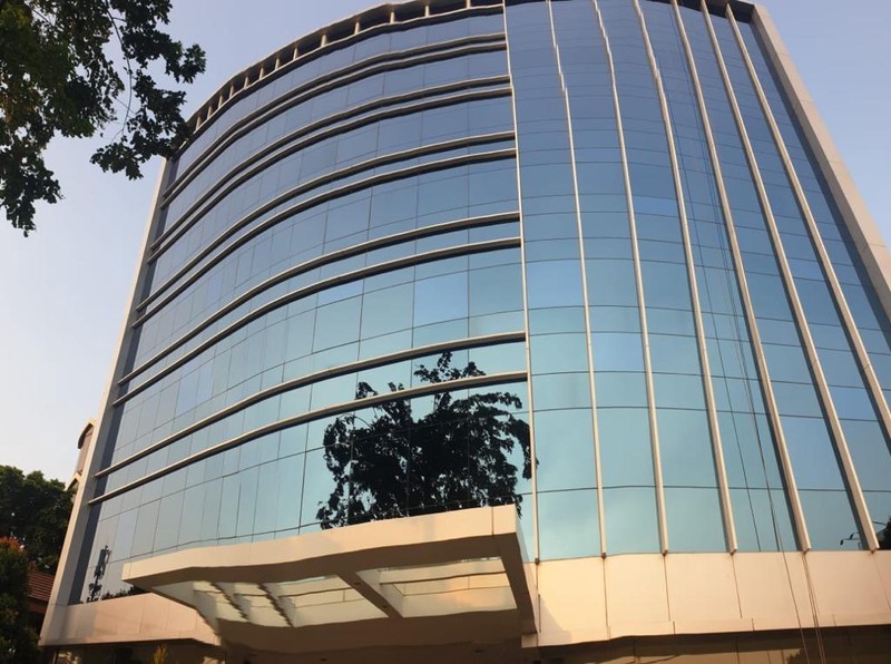 Gedung Kantor 6 1/2 Lantai + Basement Dijual dan Disewa Lokasi Cikini Jakpus
