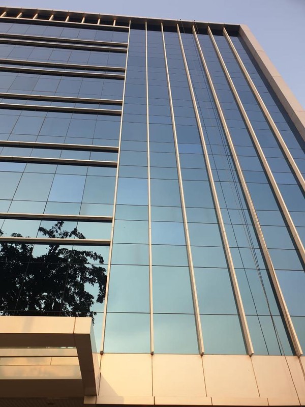 Gedung Kantor 6 1/2 Lantai + Basement Dijual dan Disewa Lokasi Cikini Jakpus