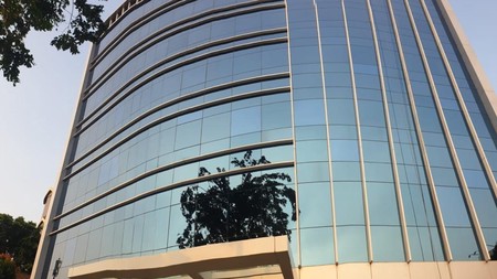 Gedung Kantor 6 1/2 Lantai + Basement Dijual dan Disewa Lokasi Cikini Jakpus