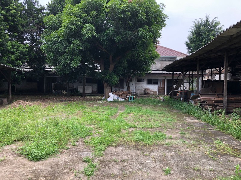 Tanah di Lebak Bulus, Pinggir Jalan Raya, Lokasi Strategis