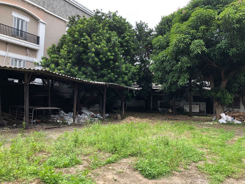 Tanah di Lebak Bulus, Pinggir Jalan Raya, Lokasi Strategis