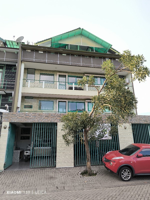Dijual Rumah Kos Kostan Waterfront Citraland Surabaya - 54 Kamar Tidur Full Furnished Plus Elektronik - Parkiran Mobil Luas Dekat Universitas Ciputra, Hokky Buah, Ciputra Hospital, Boulevard Commercia