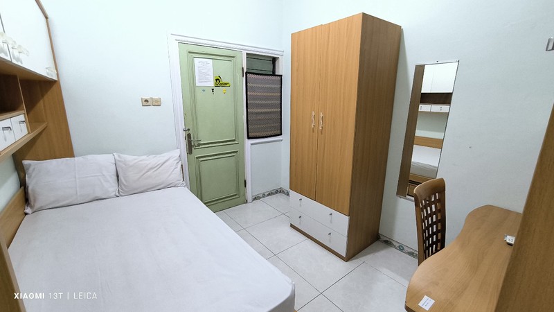 Dijual Rumah Kos Kostan Waterfront Citraland Surabaya - 54 Kamar Tidur Full Furnished Plus Elektronik - Parkiran Mobil Luas Dekat Universitas Ciputra, Hokky Buah, Ciputra Hospital, Boulevard Commercia