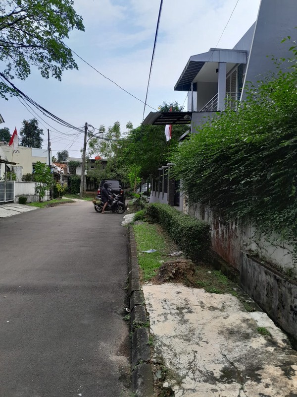 Rumah Hitung Tanah Area Cipete