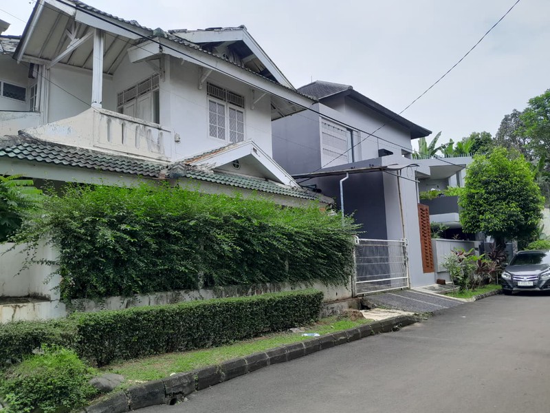 Rumah Hitung Tanah Area Cipete