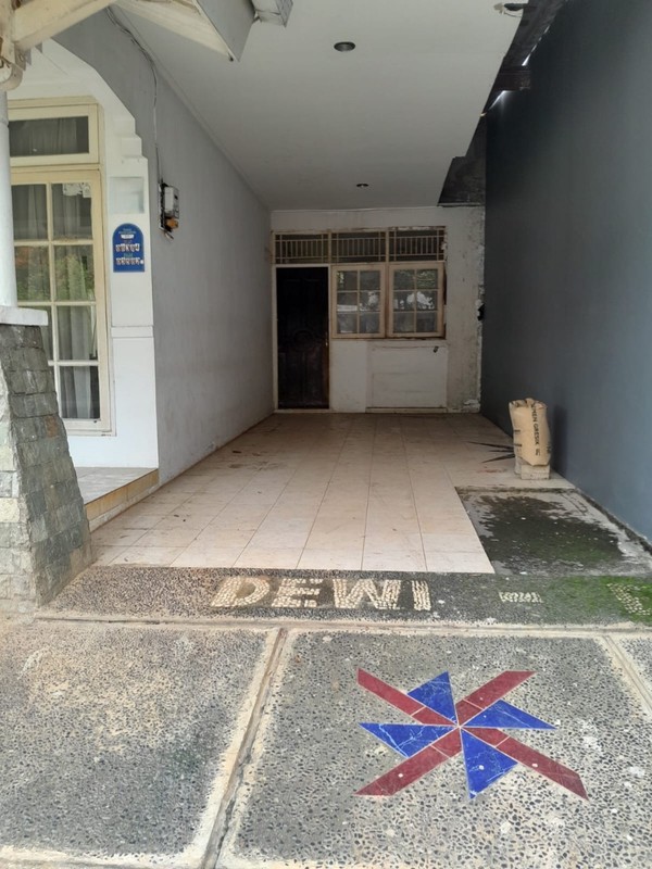 Rumah Hitung Tanah Area Cipete