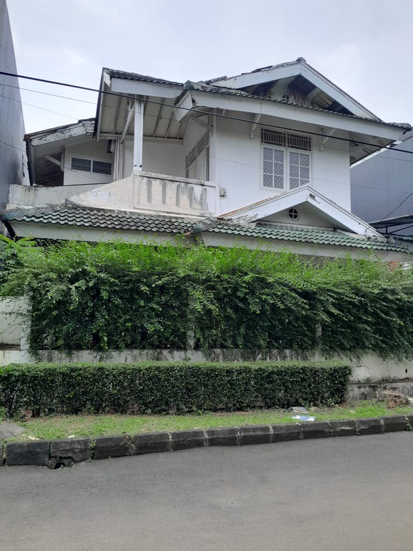 Rumah Hitung Tanah Area Cipete