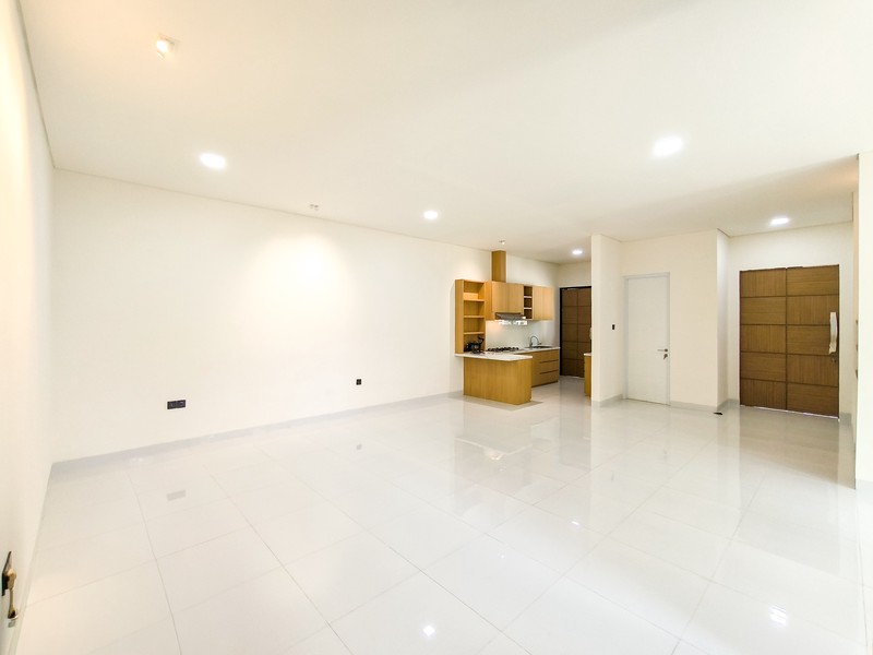 Rumah Posisi Hook siap huni di The Eminent BSD City