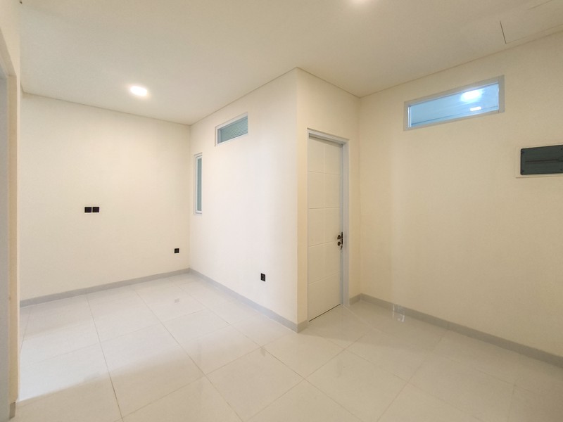 Rumah Posisi Hook siap huni di The Eminent BSD City