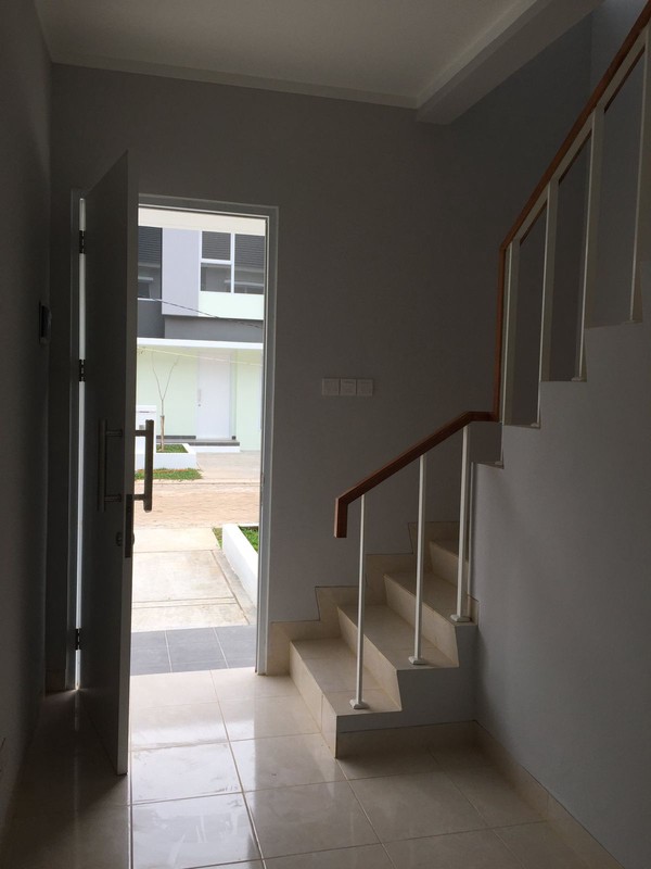 Di Sewakan Rumah Siap Huni dan Lokasi Strategis @Serpong Jaya, Tengrang Selatan