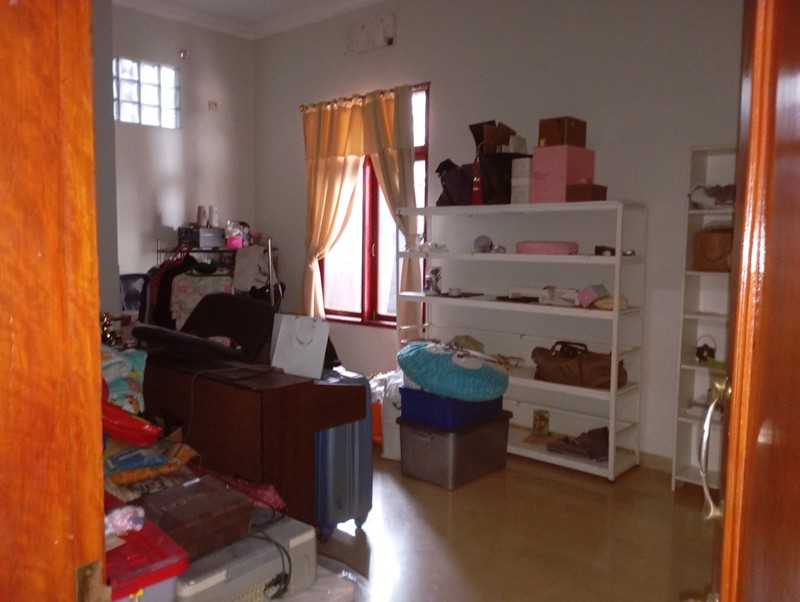 Rumah untuk usaha, area bisnis dan  dekat CBD Bintaro sektor 7....