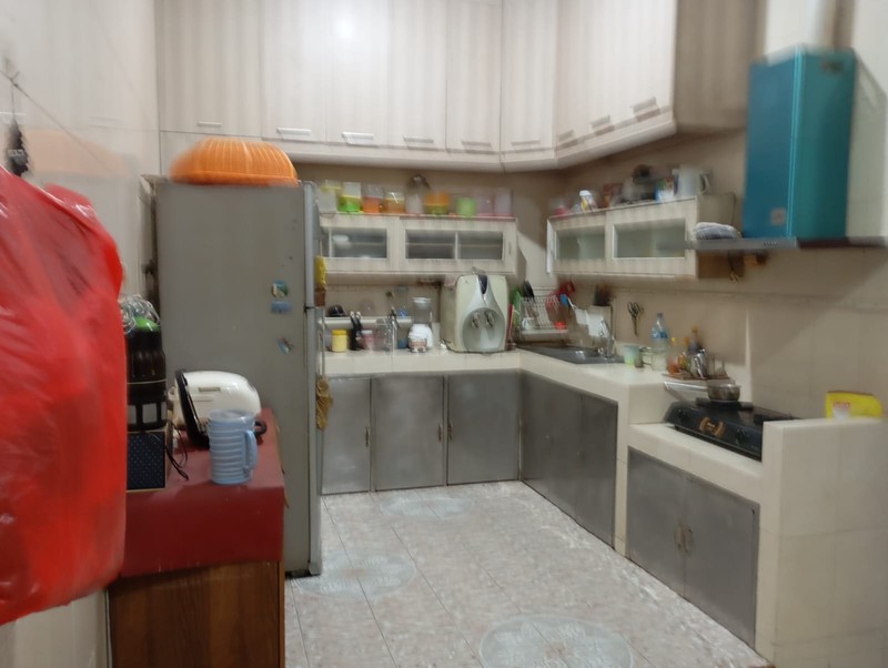 Rumah untuk usaha, area bisnis dan  dekat CBD Bintaro sektor 7....