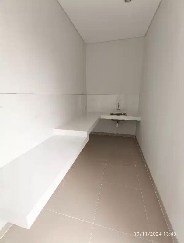 Jual New Murah White House Dian Istana Dekat Graha