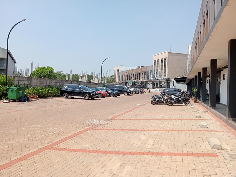 Ruko Gandeng, Cimanggis Golf Estate, Cocok Untuk Semua Usaha, Nego