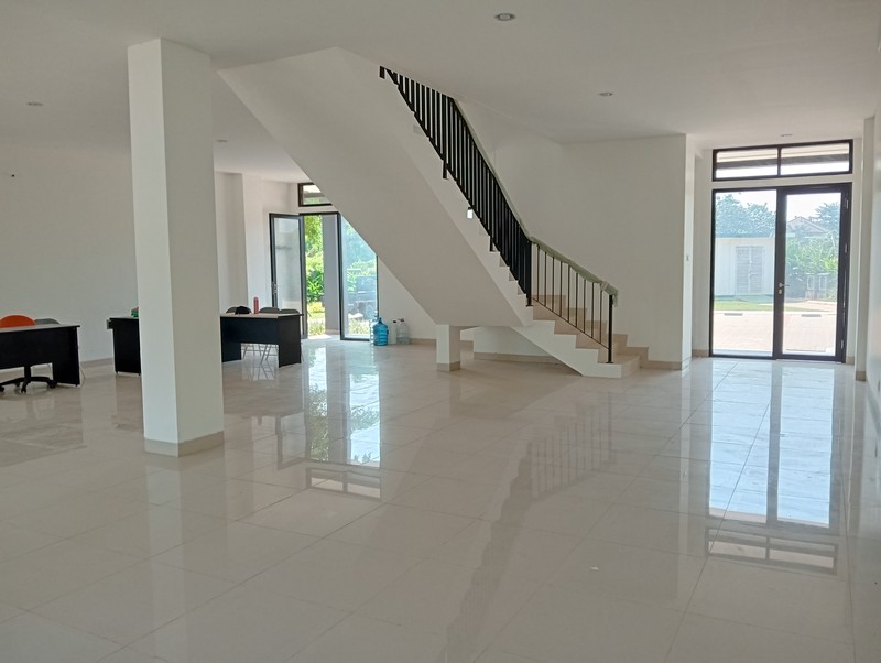 Ruko Gandeng, Cimanggis Golf Estate, Cocok Untuk Semua Usaha, Nego