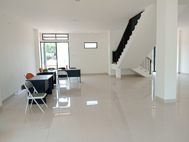 Ruko Gandeng, Cimanggis Golf Estate, Cocok Untuk Semua Usaha, Nego