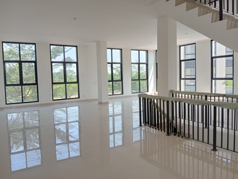 Ruko Gandeng, Cimanggis Golf Estate, Cocok Untuk Semua Usaha, Nego