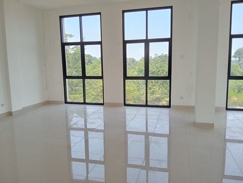 Ruko Gandeng, Cimanggis Golf Estate, Cocok Untuk Semua Usaha, Nego