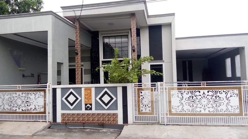 Rumah Cantik di Citra Indah, Jonggol, Bogor, Hoek