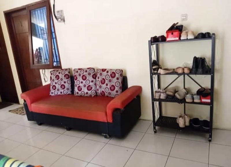 Rumah Kost2san Rapih, cocok untuk investasi Akses mudah di Cireunde- Ciputat.