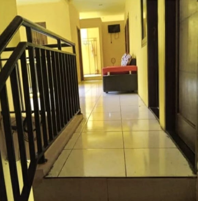 Rumah Kost2san Rapih, cocok untuk investasi Akses mudah di Cireunde- Ciputat.