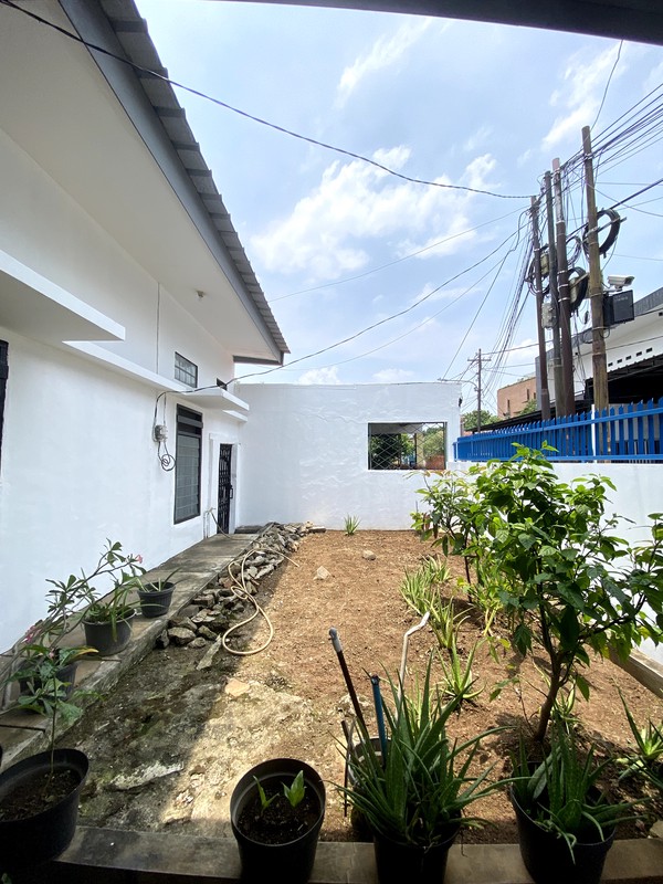 [DIJUAL] Rumah 2 Lantai di Taman Meruya Ilir - Lokasi Strategis & Nyaman di Jakarta Barat
