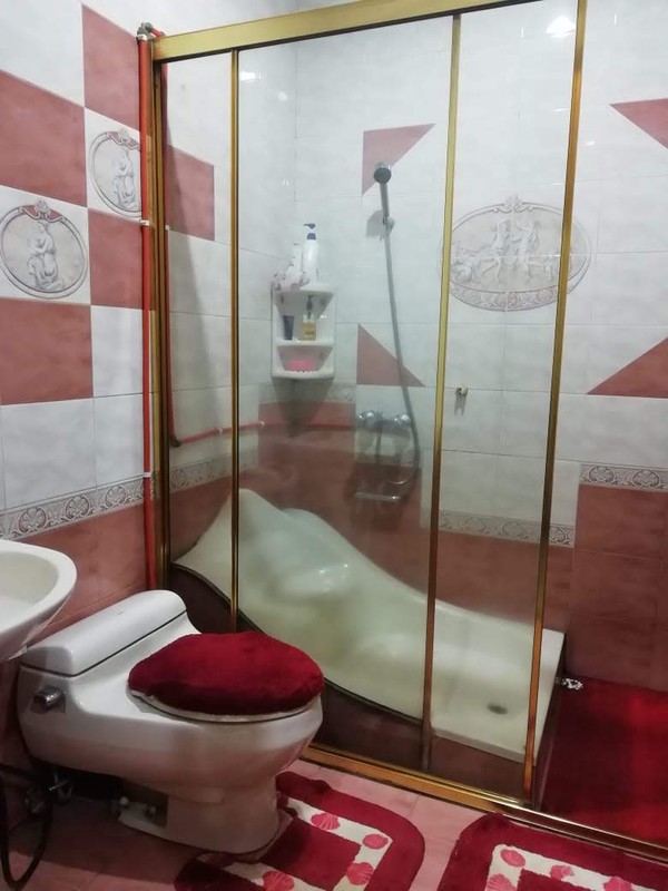 Rumah Mewah Luas 464 m2 LB 389 m2 di Jakarta Pusat dengan KT 7+1 KM 4+1 Surat SHM