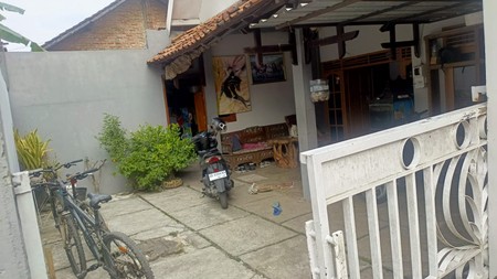 Dijual Rumah Induk + Rumah Kost Aktif Lokasi Strategis di Umbulharjo, Yogyakarta 