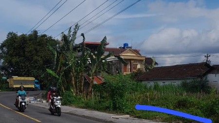 Tanah Luas 135 Meter Persegi Lokasi Tamanmartani Kalasan Sleman 