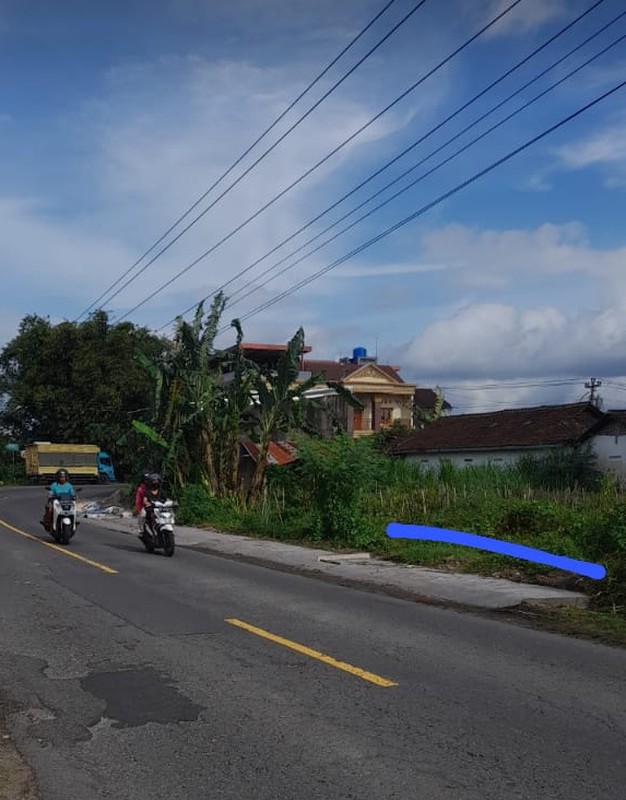 Tanah Luas 135 Meter Persegi Lokasi Tamanmartani Kalasan Sleman 