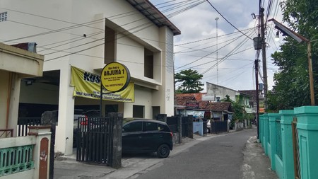 Investasi Rumah Kost 5 Kamar Lokasi Strategis di Kasihan Bantul 