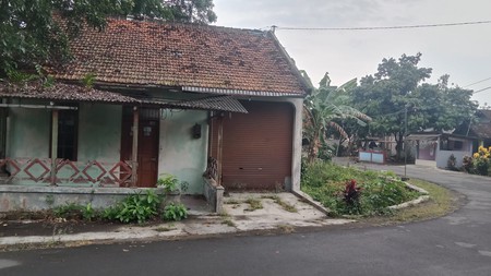 Tanah Luas 1690 Meter Persegi Lokasi Strategis di Daerah Balecatur Gamping Sleman 